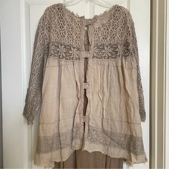 Early Magnolia Pearl Lace and European Cotton Tunic Top - Picture 5 of 5